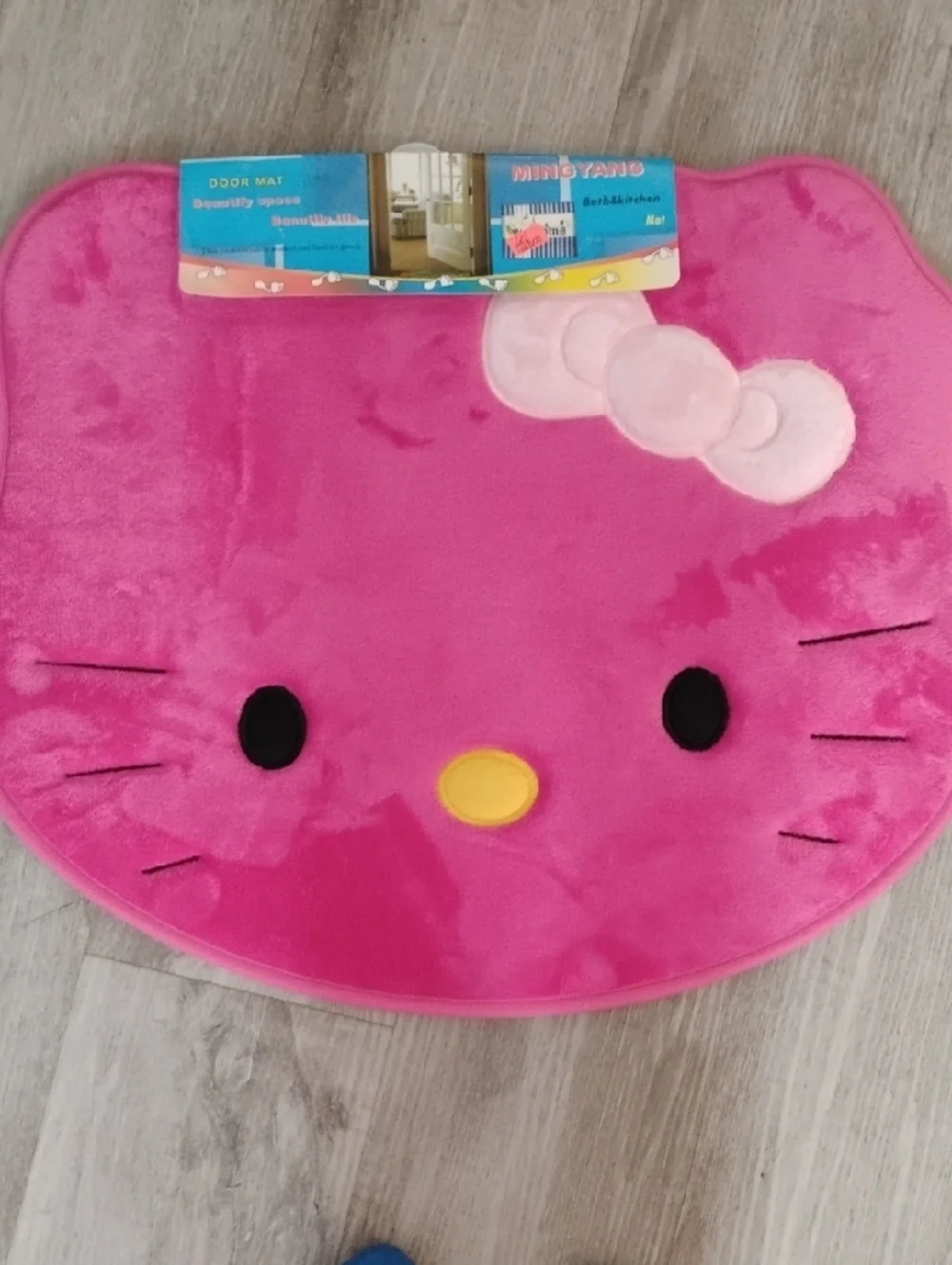 Pink Iconic Hello Kitty Shaped Plush Bath Mat/Floor Mat🆕✨🩷